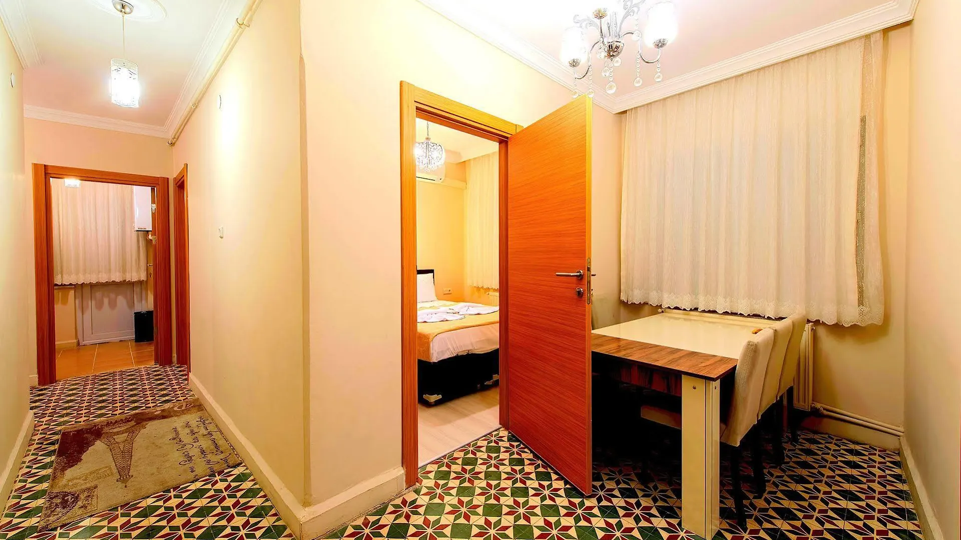 Efe Apart Hotel Istanbul 0*,